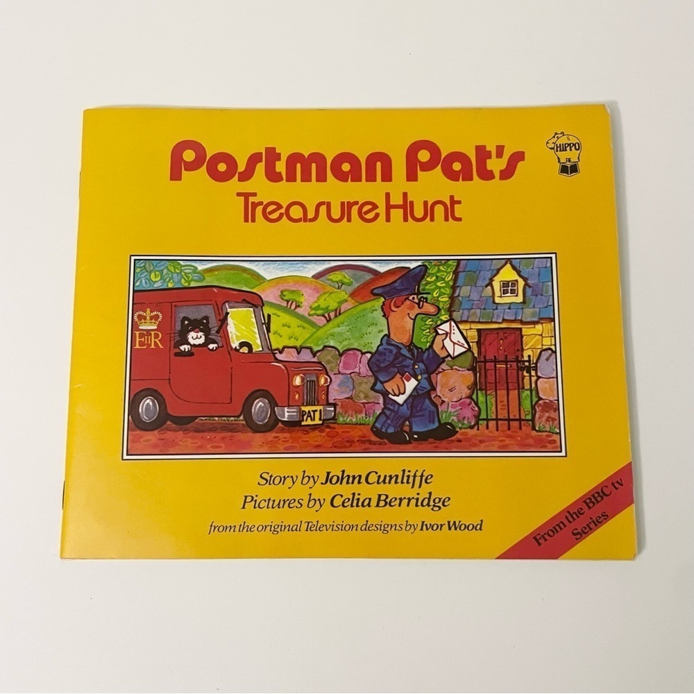 Vintage Postman Pat's Treasure Hunt Book